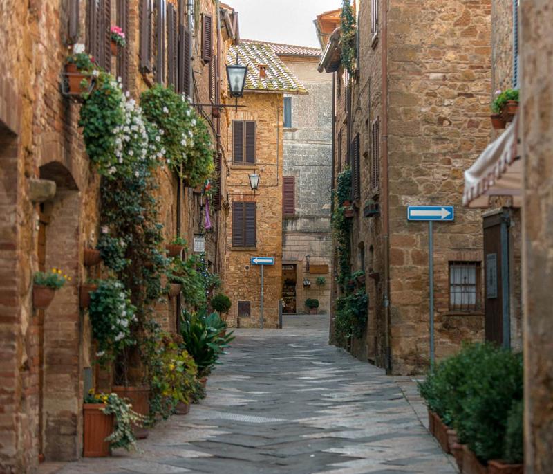 Hoe lang heb je nodig voor een fly drive in Toscane?