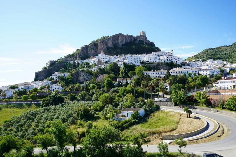 Andalusië per huurauto: zon, steden en witte dorpen