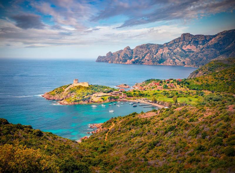 Hoe lang heb je nodig voor een fly drive op Corsica?