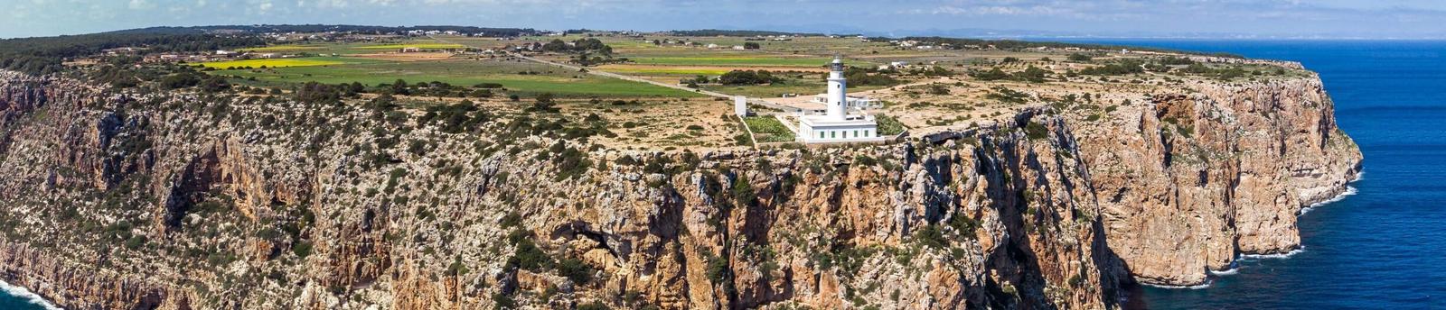 Vind jouw ideale fly drive op Formentera